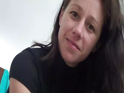 Mooie secretaresse laat graag haar gratis xxx porno films tieten zien