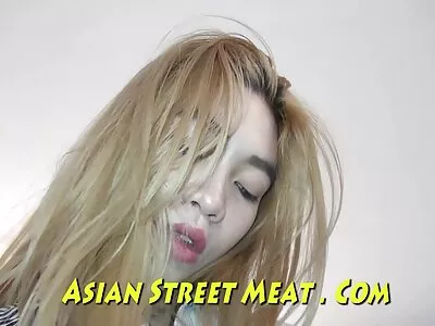 Rebeca Linares verspreidde zich voor Xander's lippen pornofilm hamster