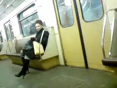 Kleine gratis porno films kleine slet Vina Sky kan geen genoeg krijgen van minnaars lul