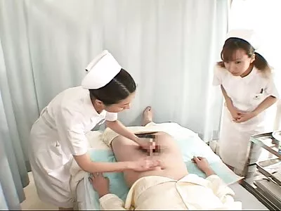 Brue is alle ogen gericht op McKenzie Lee's Juggers grati pornofilm