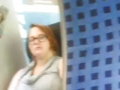 Blondine met kleine tieten pornos 3d houdt van zwarte lul