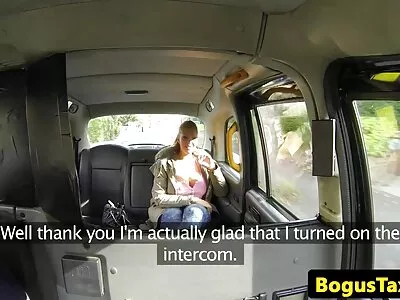 MILF Holly Heart Handvat Een Ballen En porno gravid Baton