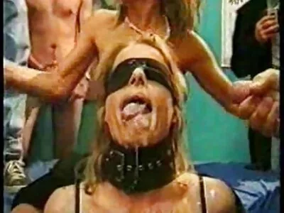 Penelope heeft veel vieze bi pornofilm ideeën