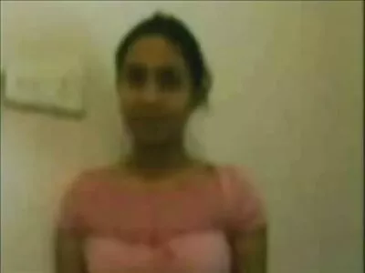 Opgenomen seksvideo voor gratis porno online de huishuur